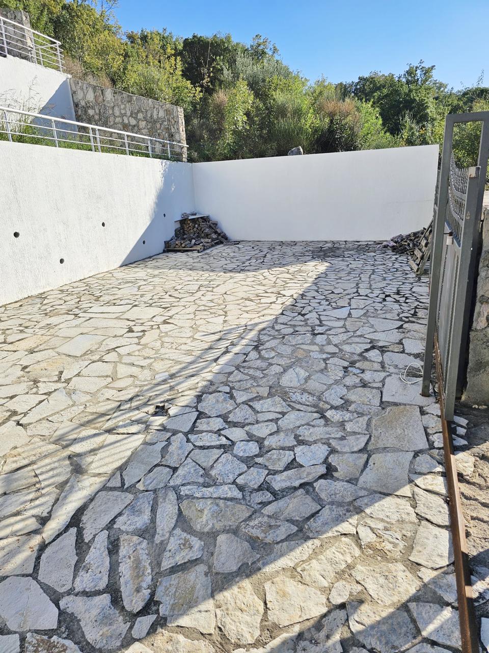 Image of House - 3 Bedrooms - 3 Bathrooms for Sale in Bar-Ratac-Montenegro, Image 3